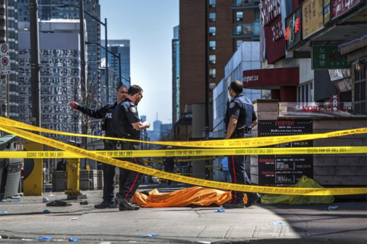 Haos u Torontu: Kombijem pokosio pješake, deset mrtvih