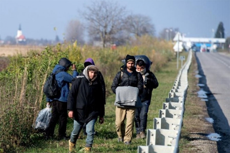 Crna Gora sprema žicu za granicu zbog priliva migranata
