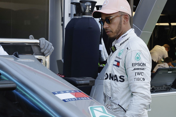 Zašto Hamilton još nije produžio ugovor sa Mercedesom?