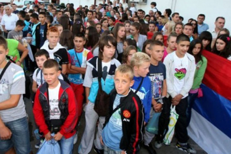 U junu u Srpskoj više od 800 učenika sa Kosova i Metohije