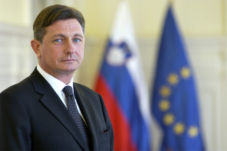 Pahorova vlada "oprala" gotovo milijardu evra?