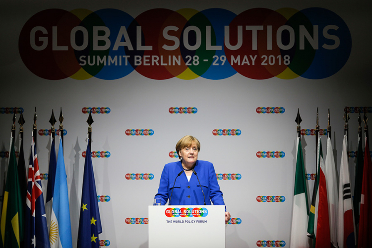 Merkel za očuvanje principa evrozone