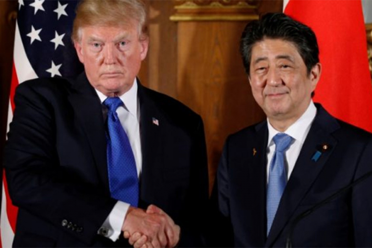Tramp i Abe dogovorili susret prije samita sa Sjevernom Korejom
