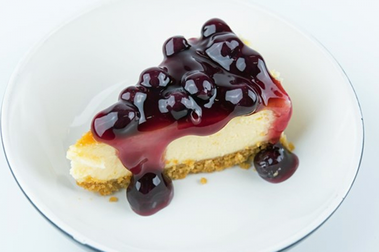 Ideja za desert: Cheesecake od bobičastog voća