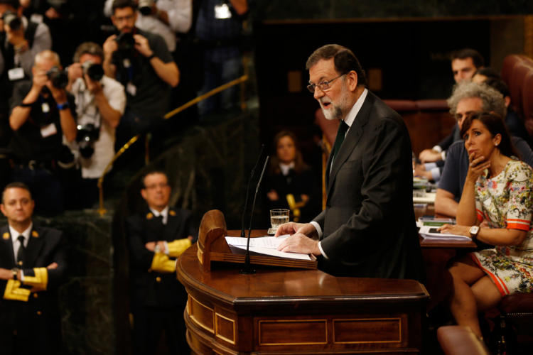 Rahoj smijenjen, Sančes novi premijer Španije