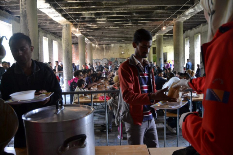 Nema više hrane za migrante: Obustavlja se rad javne kuhinje u Bihaću