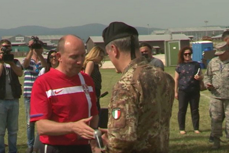 Srpski vojnici razbili Amerikance na fudbalskom turniru u bazi Bondstil na KiM