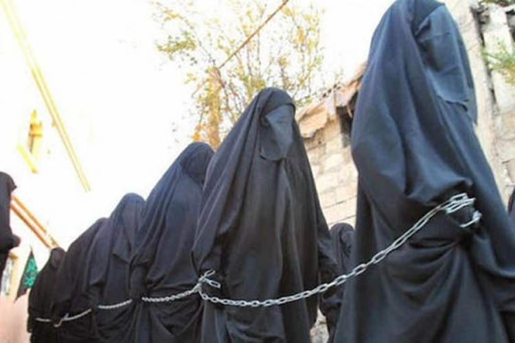 Žene iz BiH rodile 50 djece u terorističkim kampovima u Siriji?