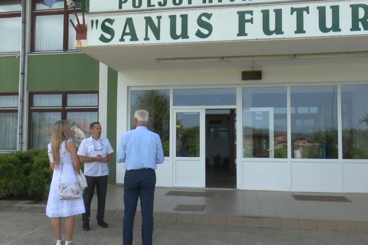 Ministarstvo obrazovanja USK: Škola "Sanus futurum" ne smije biti ugašena