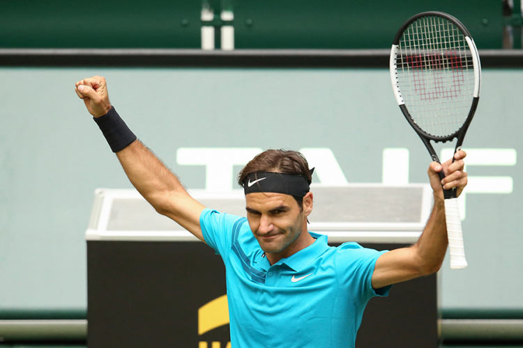 Federer spasao dvije meč lopte i pobijedio za četvrtfinale
