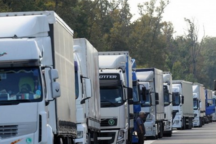 Kanada traži 48.000 vozača kamiona, plata do 64.000 evra