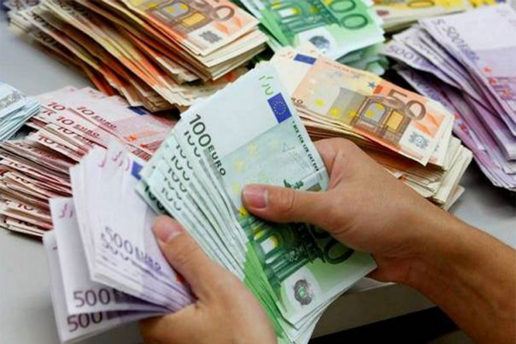 Najveća zarada u Srbiji 240.000 evra mjesečno