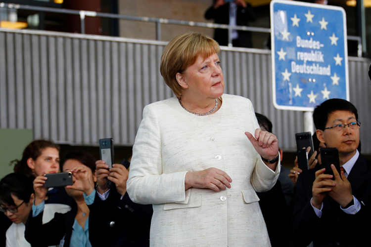 Merkel za dalje približavanje Zapadnog Balkana EU