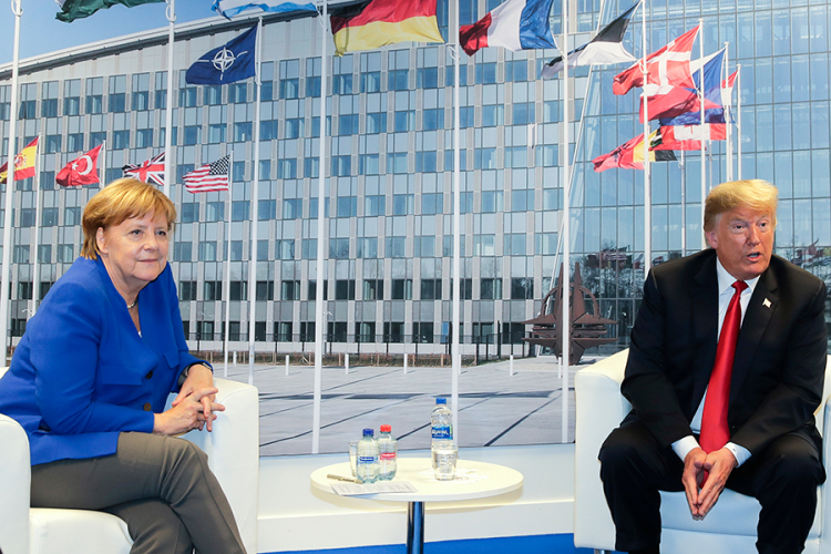 Tramp s Merkelovom, sastanak opisao kao "sjajan"