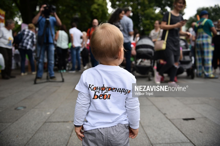 Manifestacija "Konferencija beba": Mališani vladali jedan dan