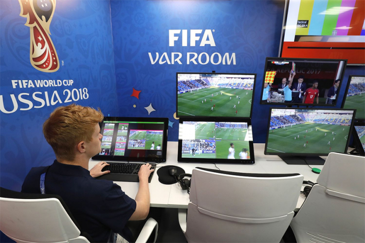 FIFA zadovoljna sudijama i VAR-om: Urađen veliki posao