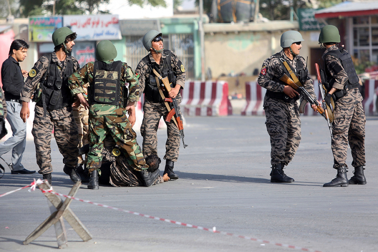 Eksplozija kod aerodroma u Kabulu,11 mrtvih: Meta potpredsjednik?