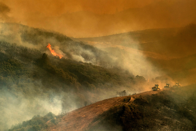 Požari i dalje bjesne u Kaliforniji