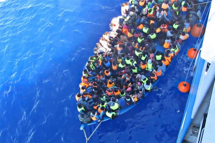 Tonineli: Britanija treba da primi 141 migranta