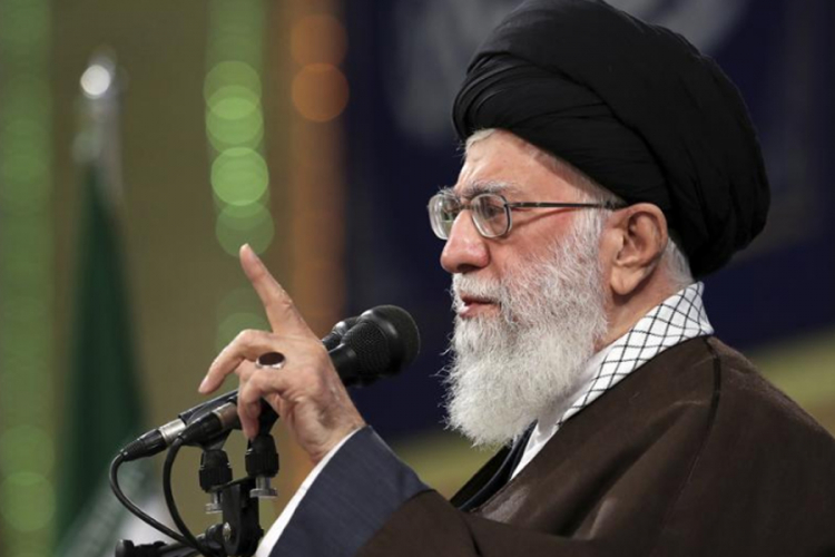 Iranski vođa zabranio sve razgovore s Amerikom