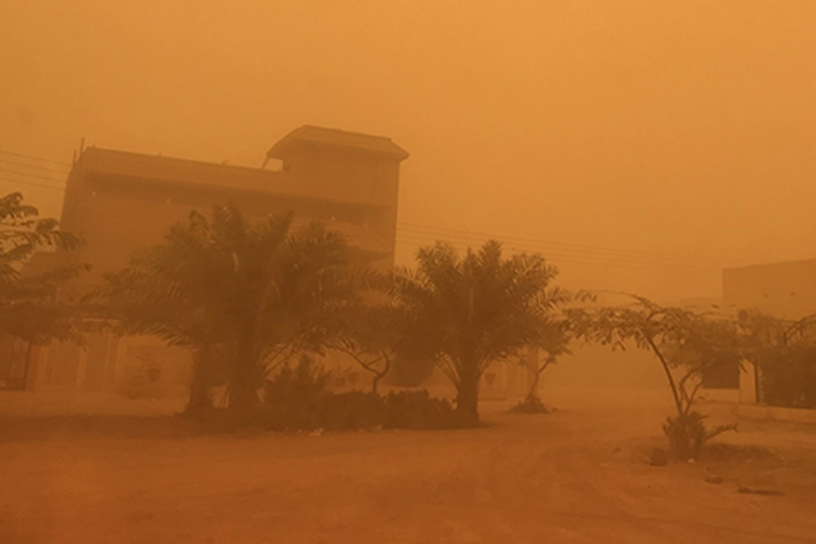 Zbog pješčane oluje 95 ljudi završilo u bolnici