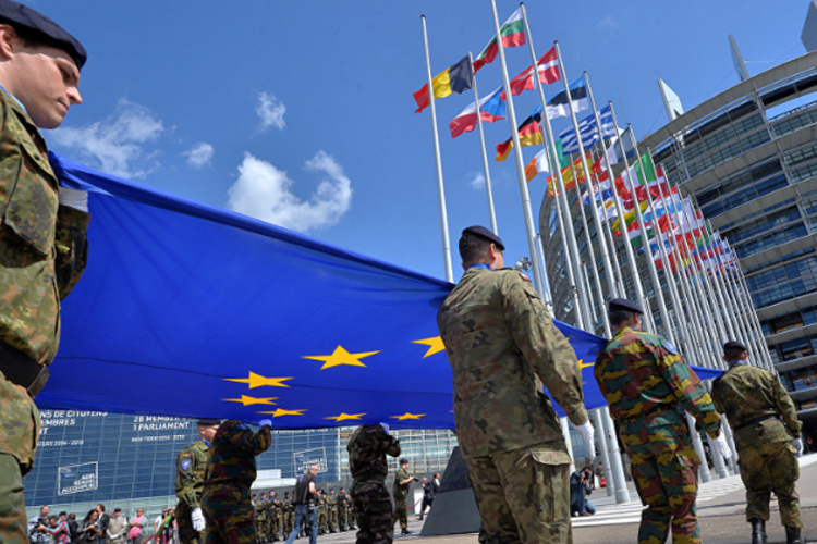 Austrija predlaže EU da vojskom sprečava priliv migranata
