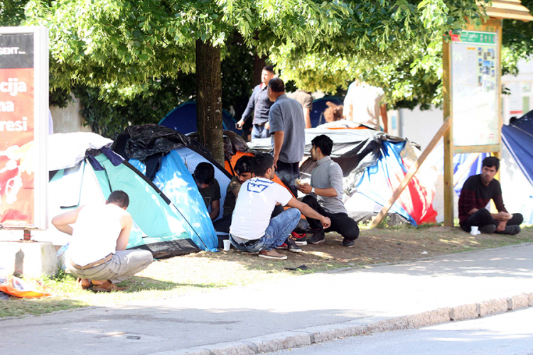 Izvještaj Komesarijata za izbjeglice UN-a: "Put očajnika" paklen preko balkanske rute