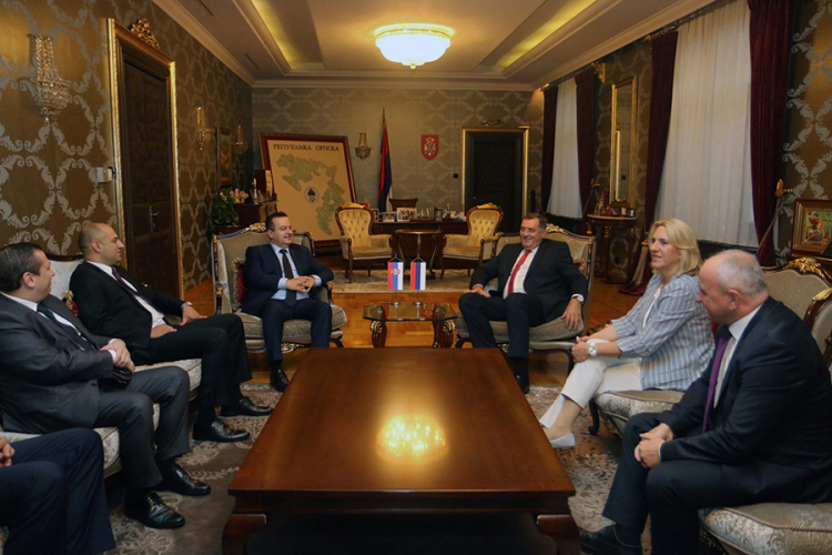 Dodik, Dačić: Veoma dobra saradnja Srpske i Srbije