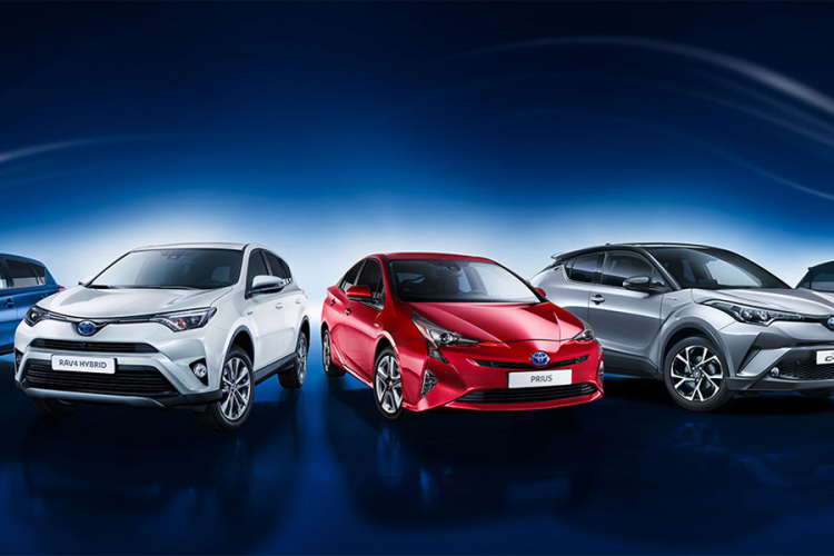 Toyota opoziva milion hibridnih vozila zbog tehničkog problema
