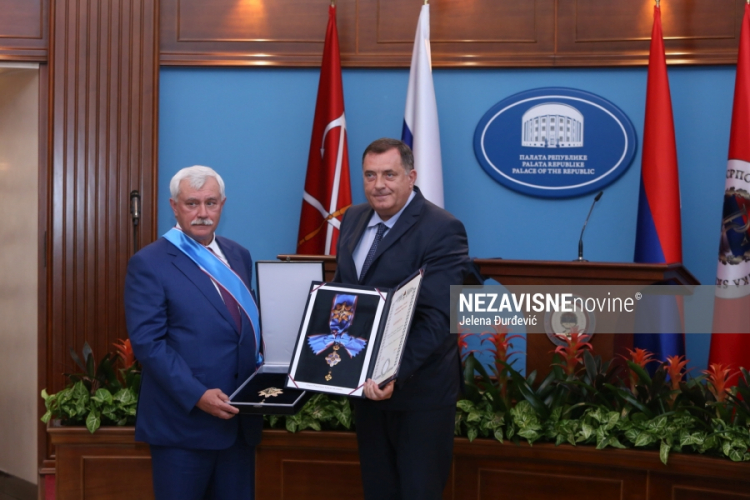 Dodik odlikovao gubernatora Sankt Peterburga