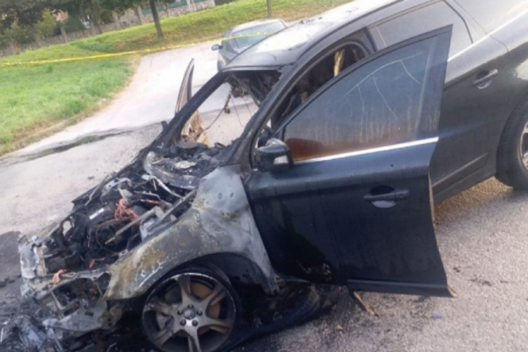 Zapaljen automobil potpredsjednika SBB-a