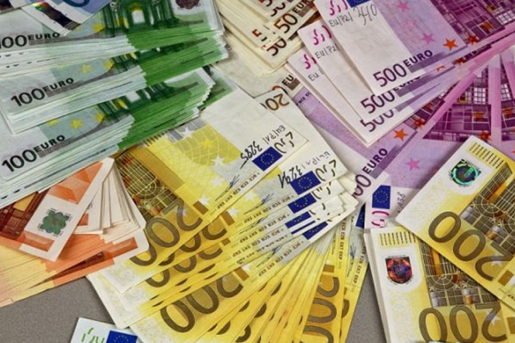 Otkriveno više od 26.000 falsifikovanih evra