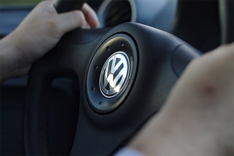 VW grupacija na putu da ostvari rekordnu prodaju ove godine