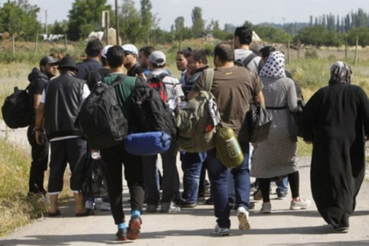U dvije odvojene grupe pronađena 22 ilegalna migranata