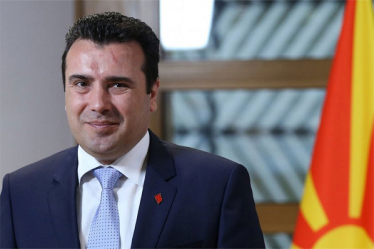 Zaev: Poslanici da obezbijede put Makedonije u NATO