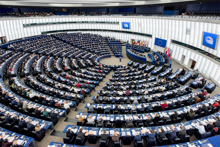 EP usvojio amandman o korekciji granica da "oživi" dijalog
