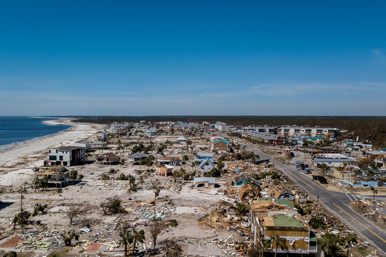 Broj poginulih u uraganu Majkl u SAD porastao na 18