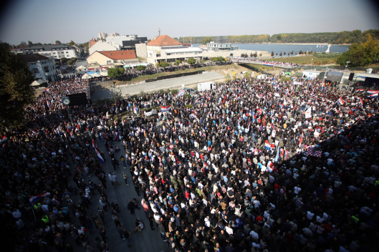 Završen protest u Vukovaru, zatraženo uslovljavanje ulaska Srbije u EU