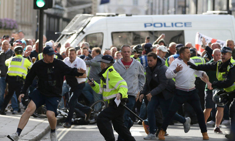 Sukob desničara i policije u Londonu