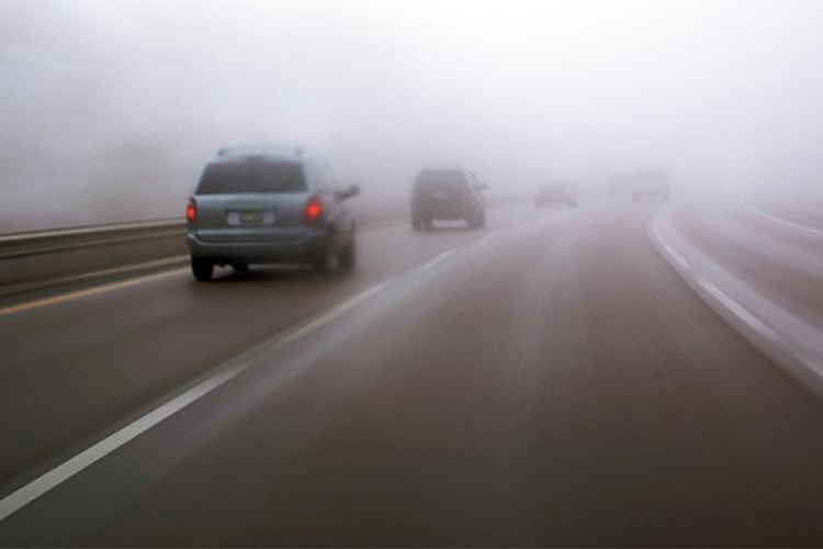 Mjestimično smanjena vidljivost zbog magle