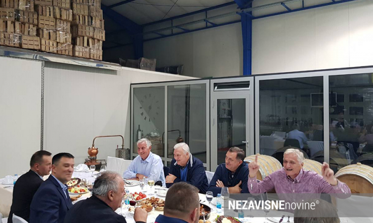 Dodik i Pavić na privatnom druženju u veseloj atmosferi