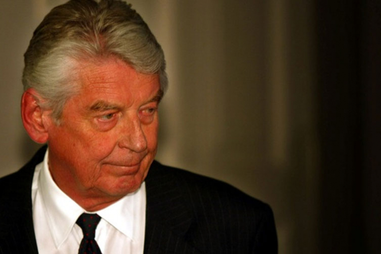 Umro holandski premijer čija je vlada podnijela ostavku zbog Srebrenice