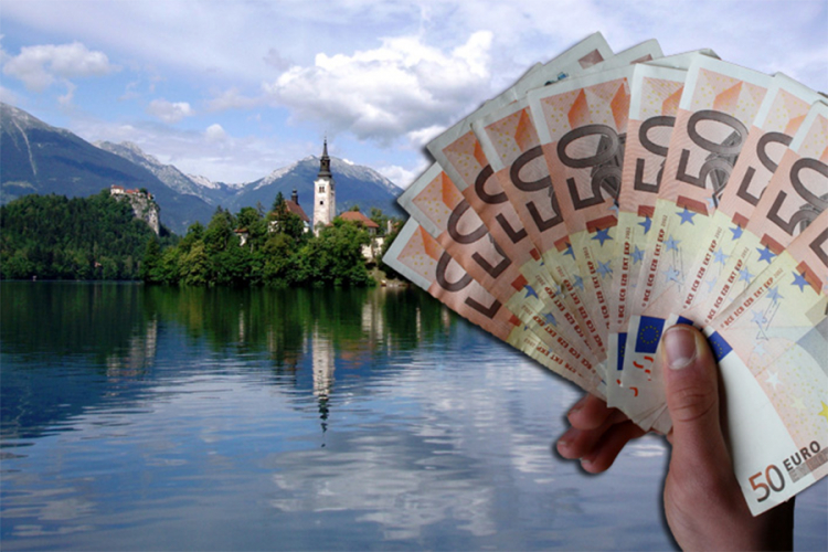 Slovenci u prosjeku primaju 1.082 evra