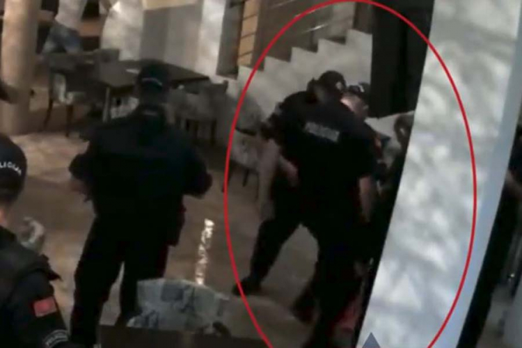 Policajci priznali da su zlostavljali građane: Pogledajte snimke torture prilikom racije