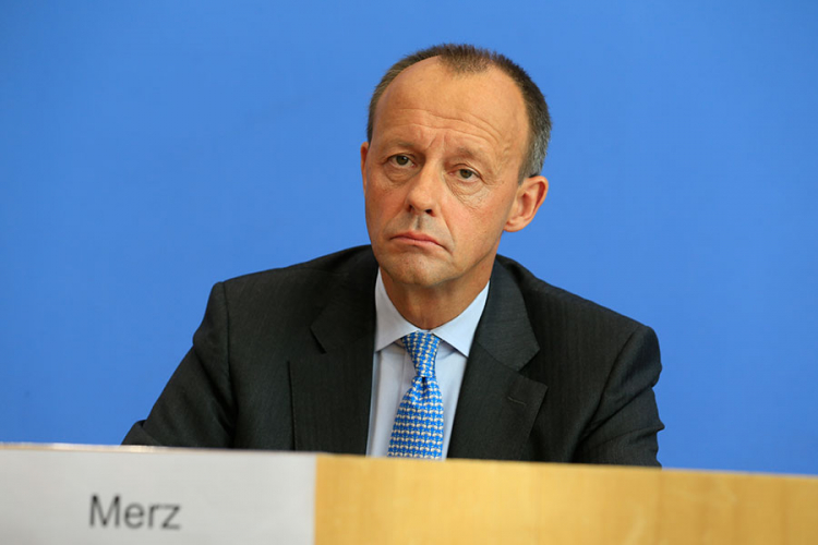 Konzervativac Fridrih Merc objavio kandidaturu za čelnika CDU-a
