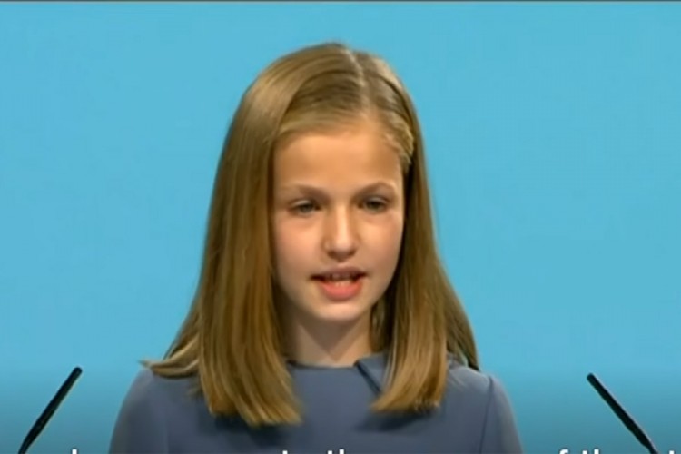 Španska trinaestogodišnja princeza održala prvi govor