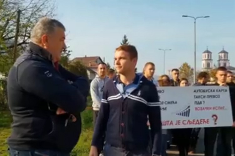 Stanivuković: Dići glas protiv poskupljenja vozačkih ispita