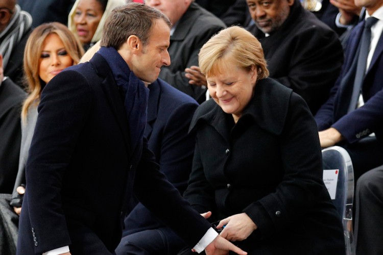 "Merkelova nije trebala da bude u Parizu, to je događaj za pobjednike"