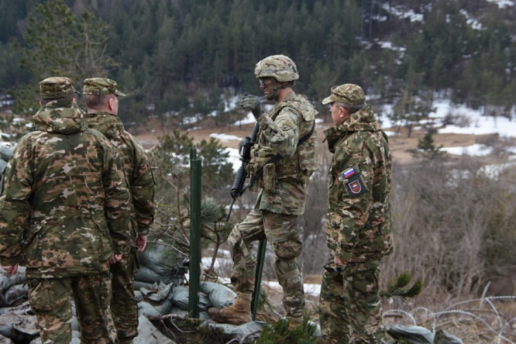 Slovenački vojnici lijepili čizme tokom NATO vježbe, obećana istraga