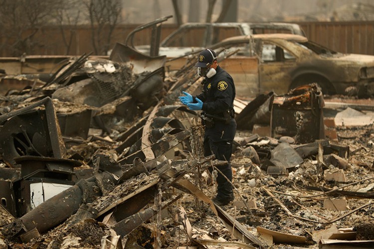 Nakon vatrene katastrofe u Kaliforniji skoro hiljadu ljudi se vode kao nestali